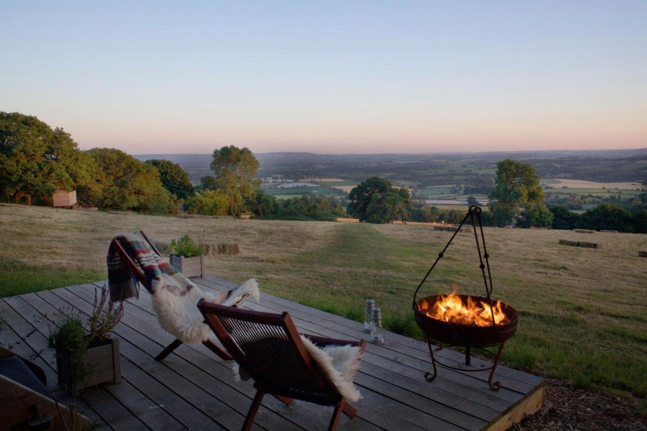 Tilbury Shepherd Huts With Hot Tubs Plus Holiday Cottages West Bagborough Exteriör bild