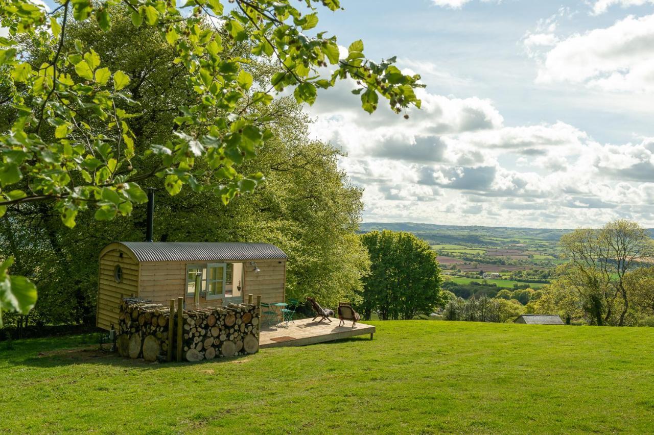 Tilbury Shepherd Huts With Hot Tubs Plus Holiday Cottages West Bagborough Exteriör bild