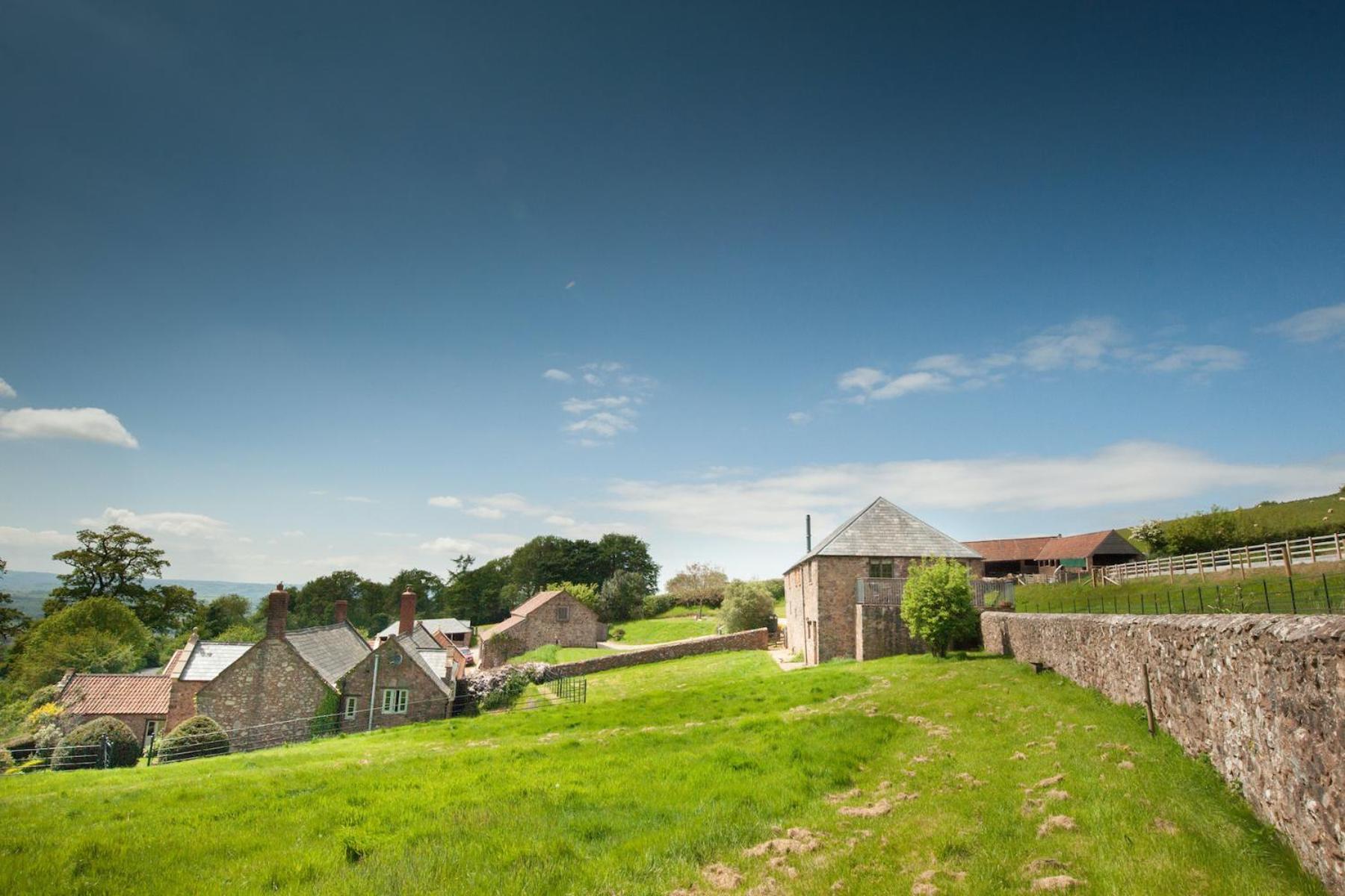Tilbury Shepherd Huts With Hot Tubs Plus Holiday Cottages West Bagborough Exteriör bild