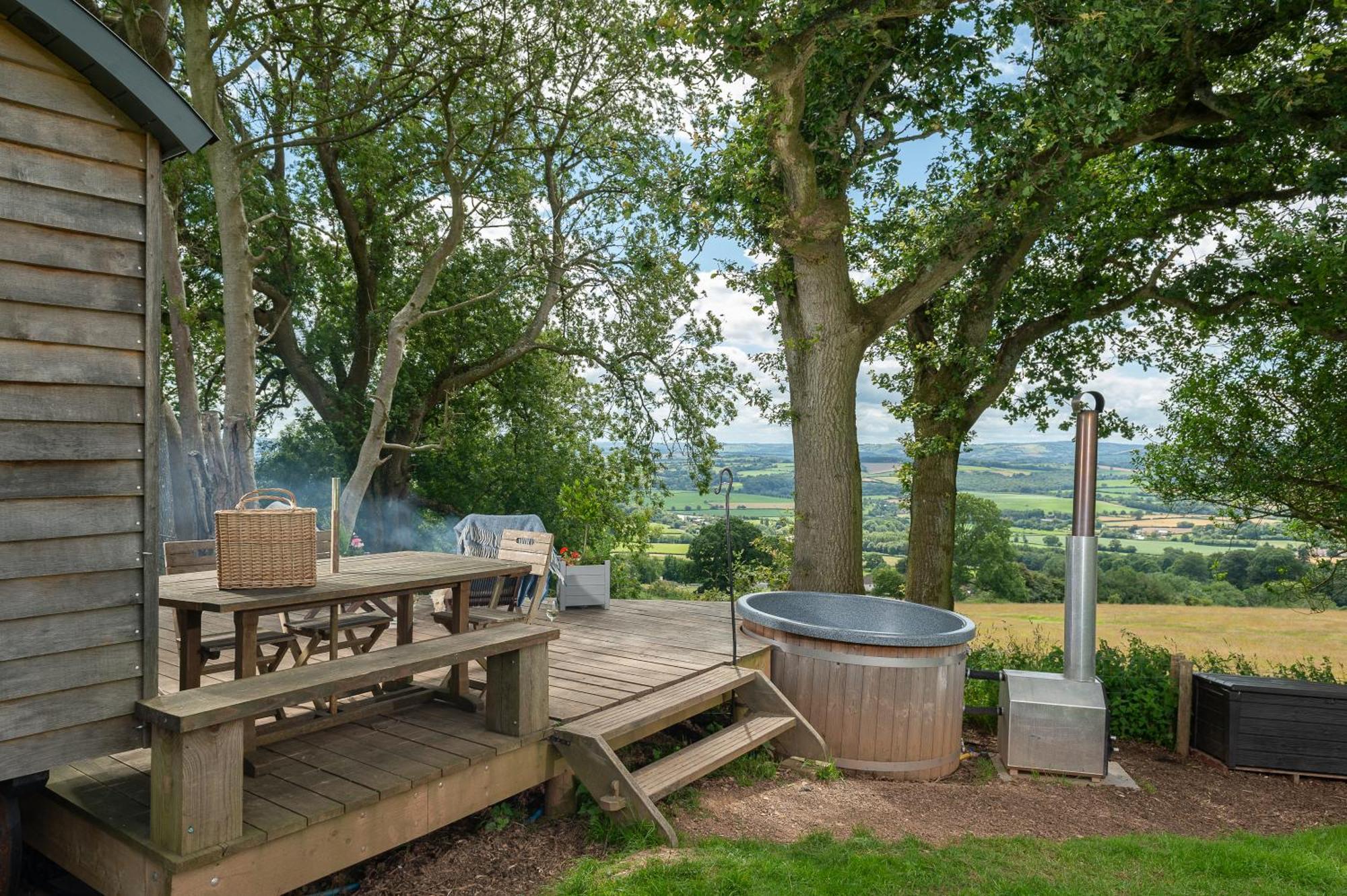 Tilbury Shepherd Huts With Hot Tubs Plus Holiday Cottages West Bagborough Exteriör bild